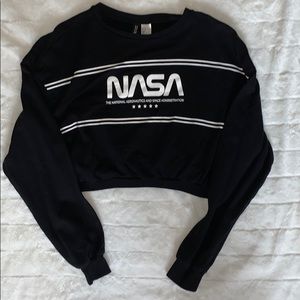 Cropped nasa top